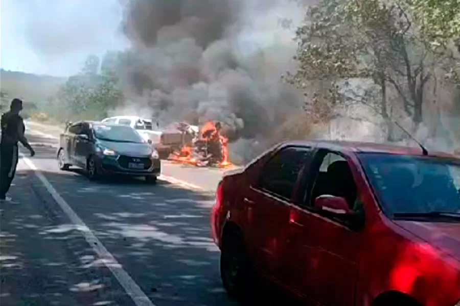 Familiares do jornalista Jota Mendes sofrem gravíssimo acidente