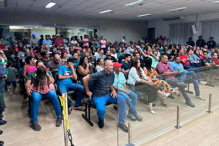 Câmara Municipal de Teixeira aprova Projeto de Lei nº 38/2023 que autoriza venda e permuta de áreas públicas