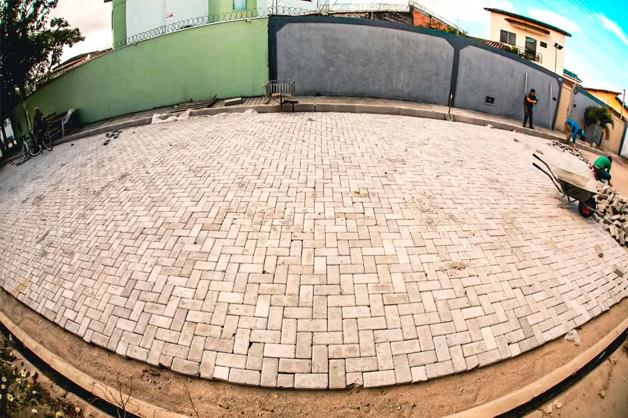 Prefeitura prossegue com pavimentação do bairro Kaikan
