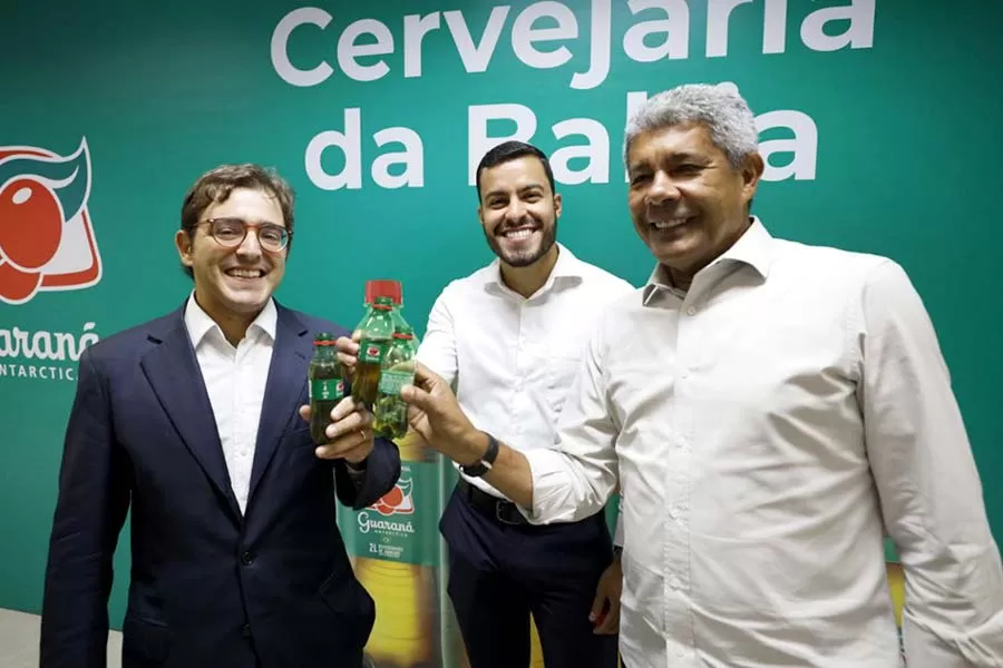 Cervejaria investe R$ 75 milhões e inaugura nova linha de refrigerante em fábrica na Bahia