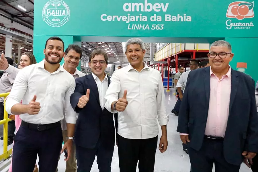 Cervejaria investe R$ 75 milhões e inaugura nova linha de refrigerante em fábrica na Bahia