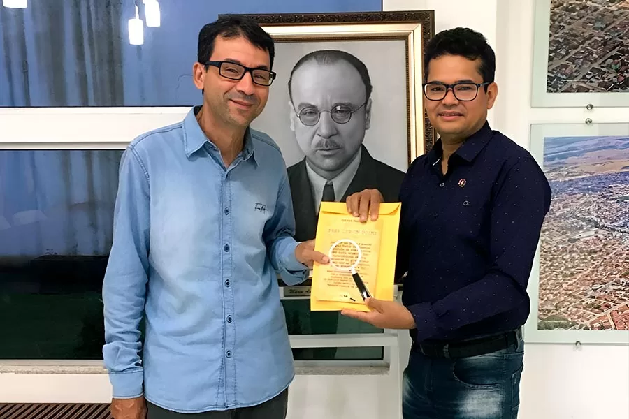 Dois membros da ATL marcam presença na VI Mostra de Poesia Contemporânea