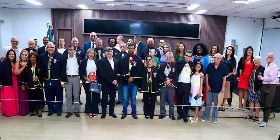 Academia Teixeirense de Letras encerra ano de 2023 com belíssima sessão solene