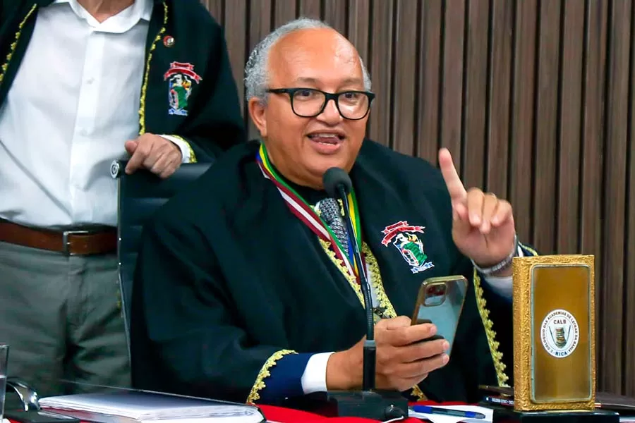 Academia Teixeirense de Letras encerra ano de 2023 com belíssima sessão solene