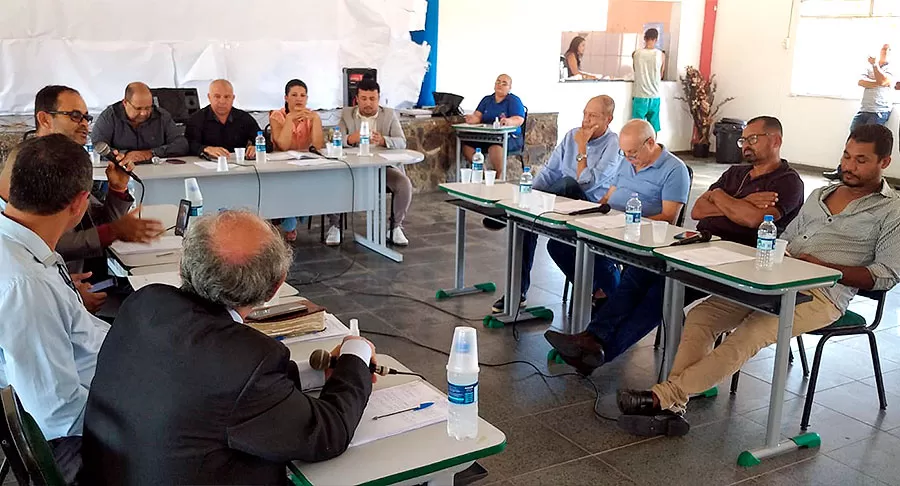 Câmara aprova as contas de 2021 da prefeita de Nova Viçosa, Luciana Machado