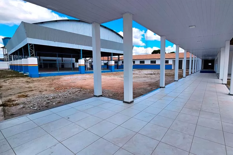 Mucuri: Prestes à inauguração da nova Escola Municipal com Quadra Coberta em Cruzelândia