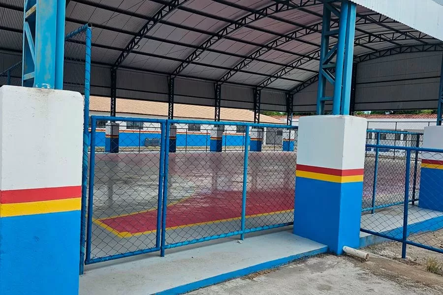 Mucuri: Prestes à inauguração da nova Escola Municipal com Quadra Coberta em Cruzelândia