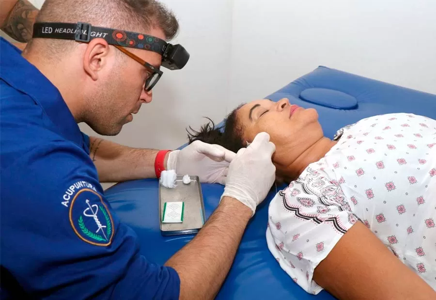 Saiba o que é Auriculoterapia, serviço oferecido pelo CTO em Teixeira de Freitas