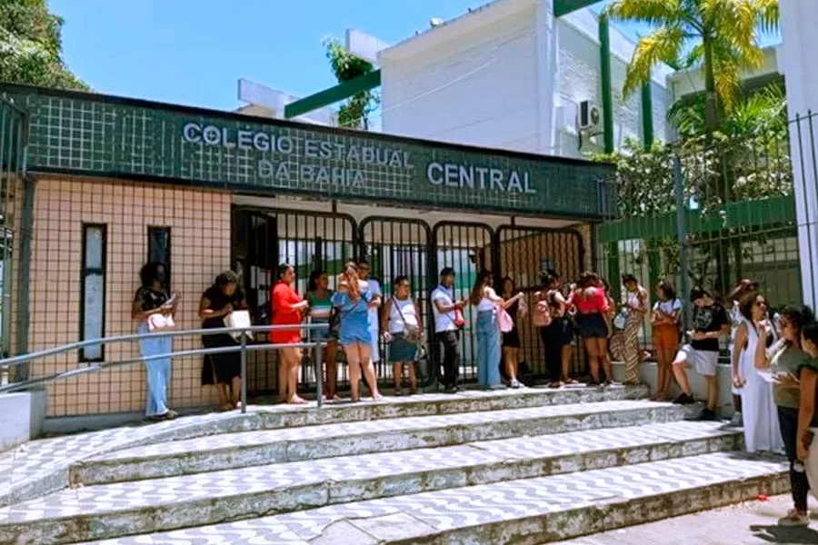 Nenhum candidato da Bahia com nota mil no Enem estuda na rede pública