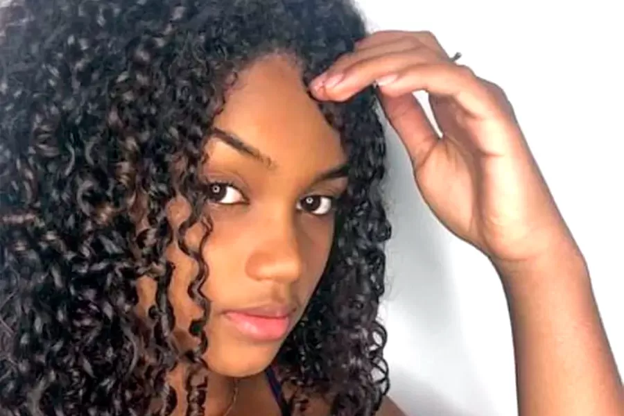 Veja quem são as vítimas de barco que naufragou na Bahia