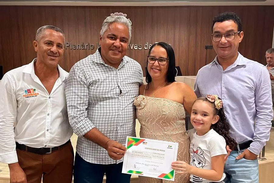 Diretores e vice-diretores são empossados nas escolas municipais de Alcobaça Diretores e vice-diretores são empossados nas escolas municipais de Alcobaça
