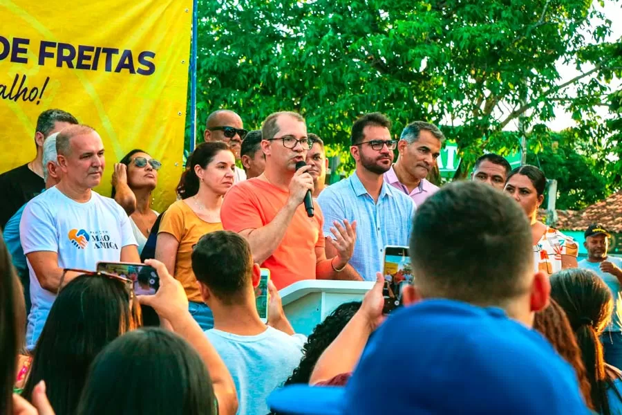 Confira como foi a assinatura da ordem de serviço para obras de drenagem e pavimentação da comunidade Duque de Caxias