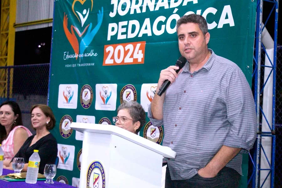 Confira como foi a abertura da Jornada Pedagógica de 2024 em Teixeira de Freitas Confira como foi a abertura da Jornada Pedagógica de 2024 em Teixeira de Freitas