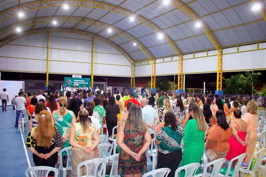 Confira como foi a abertura da Jornada Pedagógica de 2024 em Teixeira de Freitas Confira como foi a abertura da Jornada Pedagógica de 2024 em Teixeira de Freitas