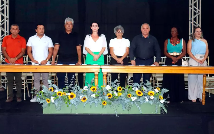 Nova Viçosa realiza Congresso de Professores da Rede Municipal com sucesso