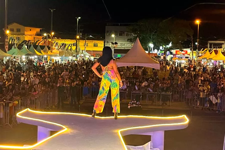 Carnaval em Nova Viçosa: Resgatando Tradições e Espalhando Alegria