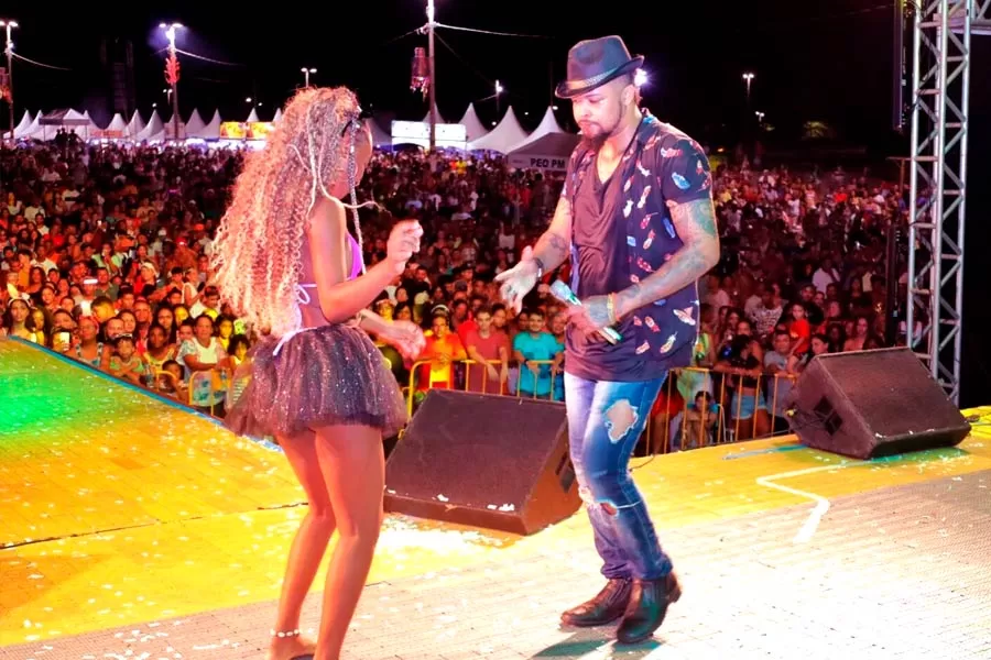 Mucuri encerra folia com recorde de público nos 5 dias de festa “Os grandes carnavais voltaram”