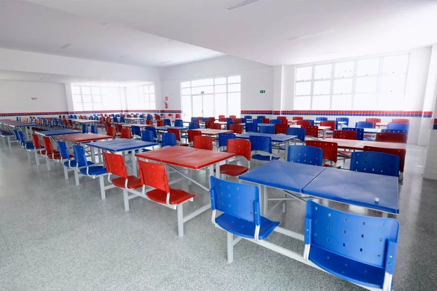 Investimento em novas escolas deve ultrapassar a marca de R$ 1 bilhão, anuncia governador em Feira de Santana Investimento em novas escolas deve ultrapassar a marca de R$ 1 bilhão, anuncia governador em Feira de Santana
