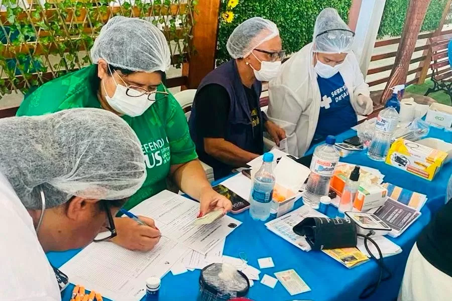 Projeto Saúde na Feira promove diversos atendimentos e serviços no Mercado Municipal de Mucuri e Itabatã