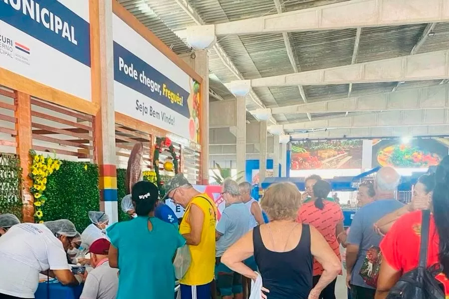Projeto Saúde na Feira promove diversos atendimentos e serviços no Mercado Municipal de Mucuri e Itabatã