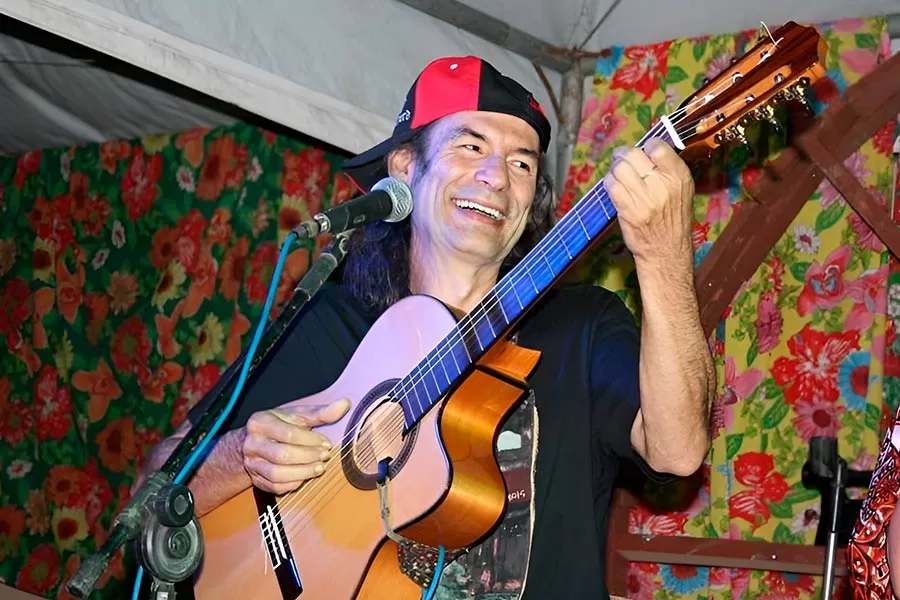 Zarfeg dedica poema ao músico ClauduArte Sá, que acaba de completar 70 anos de idade 