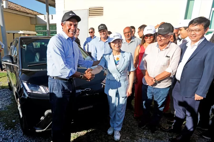 BYD anuncia R$ 5,5 bilhões na implantação de fábrica na Bahia, quase o dobro do previsto inicialmente