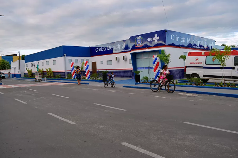 Prefeitura de Nova Viçosa reinaugura a Clínica Municipal Milton Rodrigues Santana