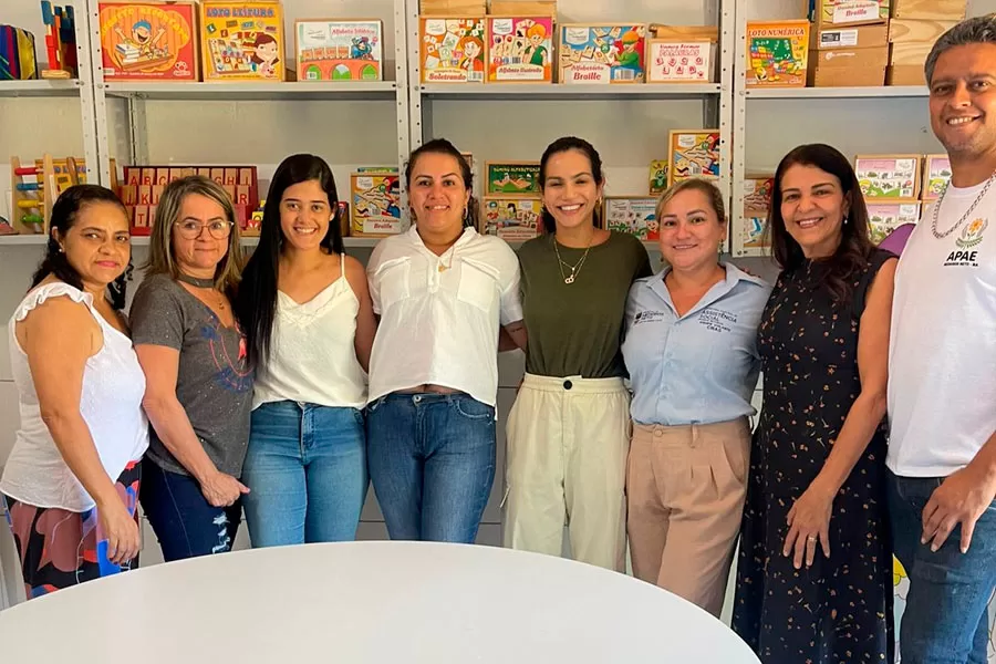 Prefeitura de Medeiros Neto realiza atendimentos diversos na APAE/Escola Girassol