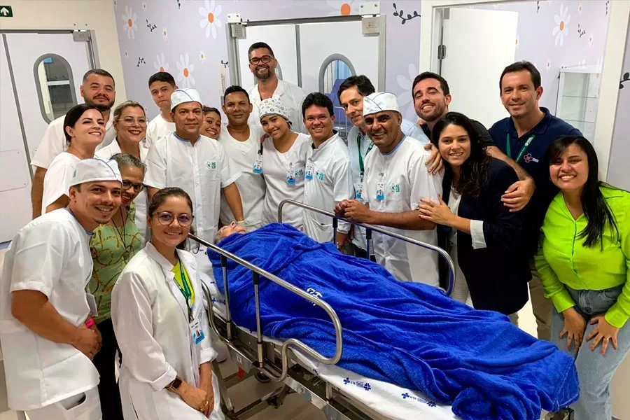 Hospital Costa das Baleias inicia operação tendo mulher de 99 anos como primeira paciente