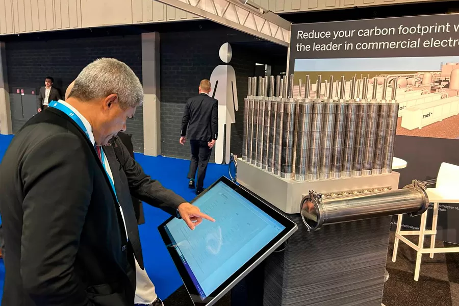 Jerônimo leva potencial energético da Bahia para maior evento do mundo sobre hidrogênio verde