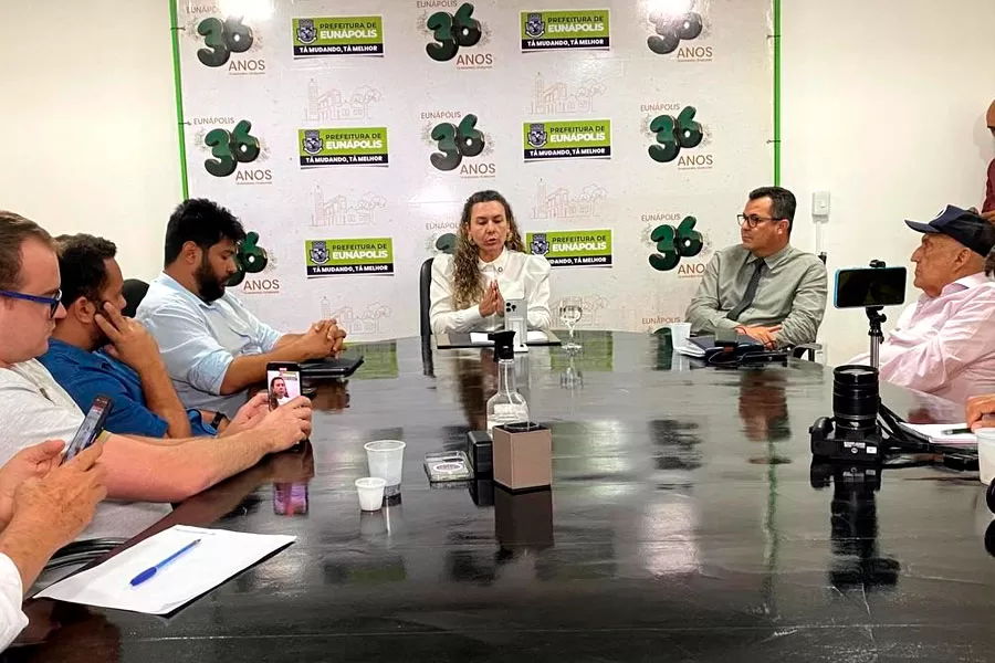 Prefeita Cordélia Torres anuncia que este ano não terá os festejos do Pedrão 