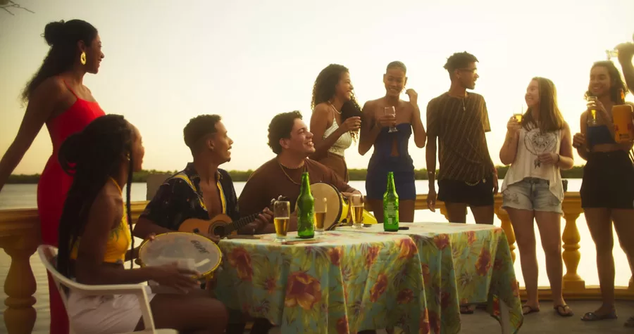 Netto Galdino lança clipe de sua nova música chamada “SEXFLIX” com a Miss Alcobaça BA