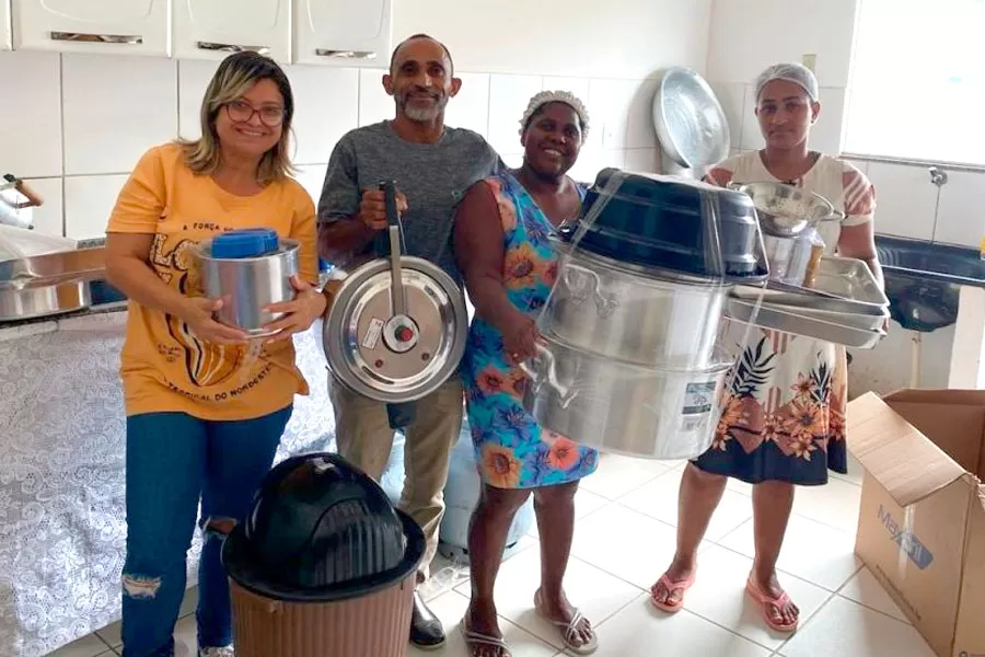 Mucuri requalifica outras 23 Escolas Públicas com novos equipamentos e utensílios para cantinas