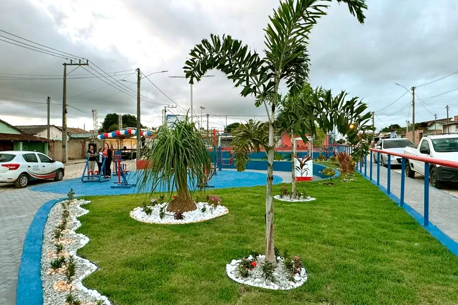 Prefeitura inaugura praça no bairro Jardim Primavera e pavimentação de ruas em Posto da Mata