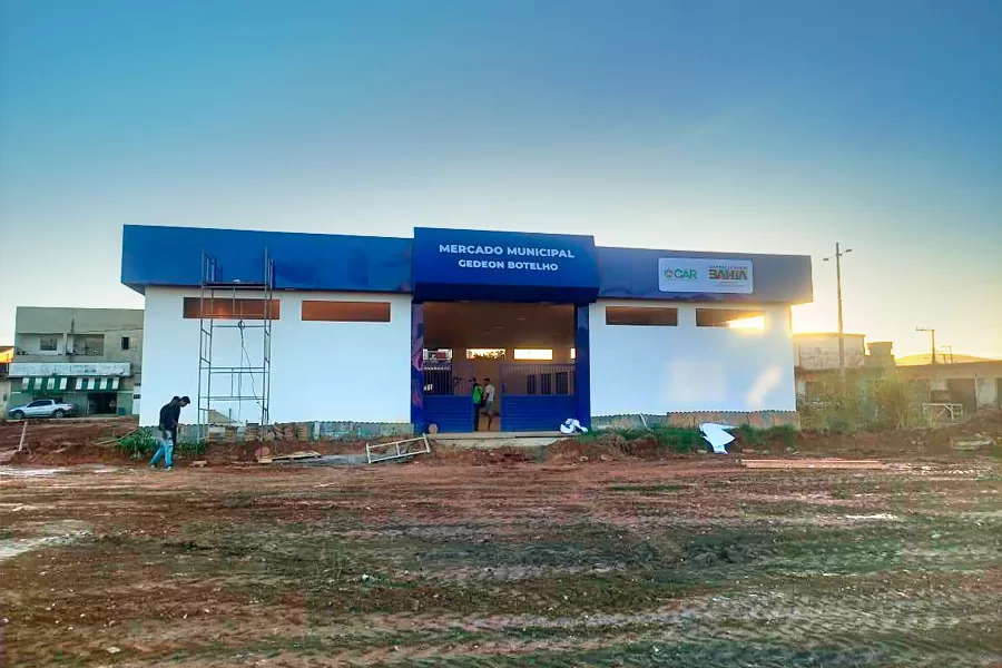 Reconstrução do mercado municipal de Itanhém entra na fase final de obras