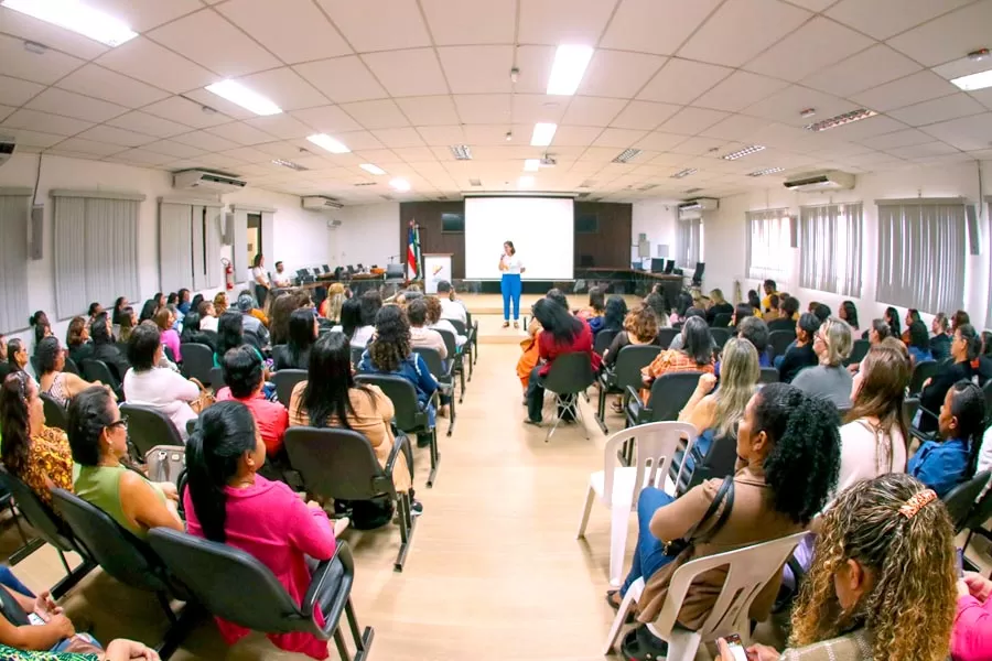 Abertura do curso “Leitura e Escrita na Educação Infantil” ocorreu nesta sexta (07)