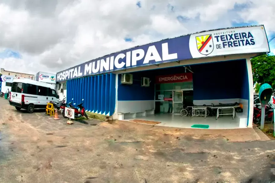 Estado aciona MP após Prefeitura de Teixeira de Freitas deixar pacientes oncológicos em situação crítica