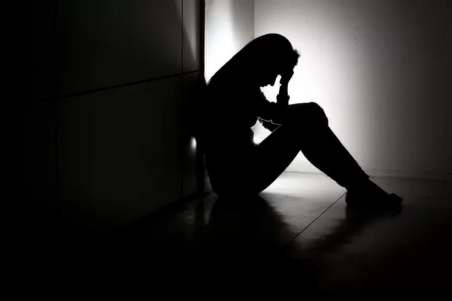 Mulher estuprada que realizar aborto pode ter pena maior que estuprador, prevê projeto