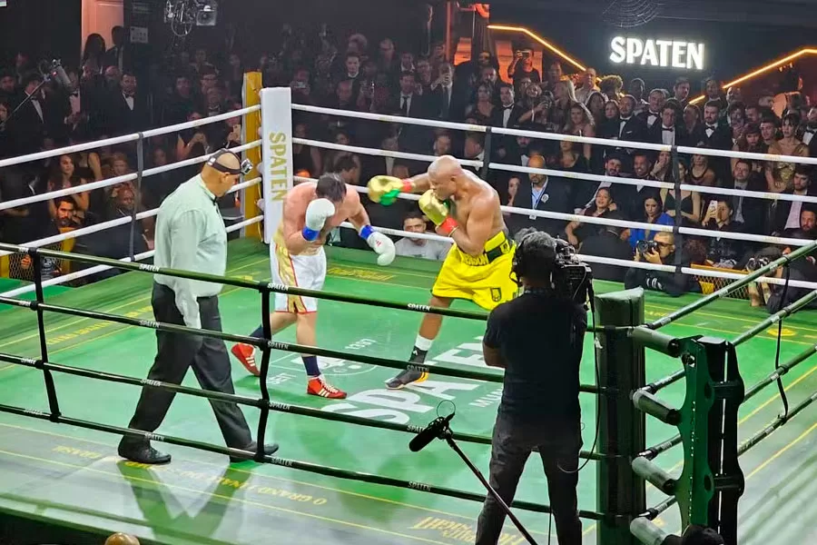 Anderson Silva e Chael Sonnen empatam em luta de exibição