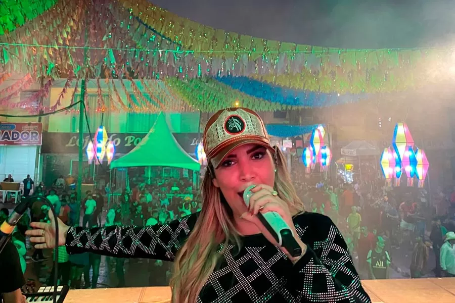 Última noite do 36º Arraiá do Água Fria consolida sucesso absoluto em Medeiros Neto