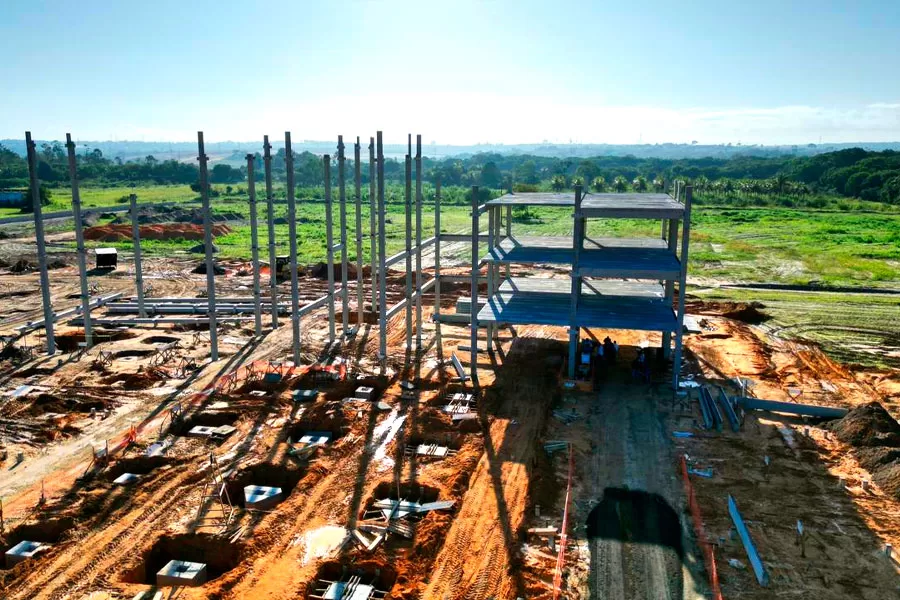 Primeira agenda do domingo (23) do governador é de visita às obras de construção do Hospital Regional de Alagoinhas