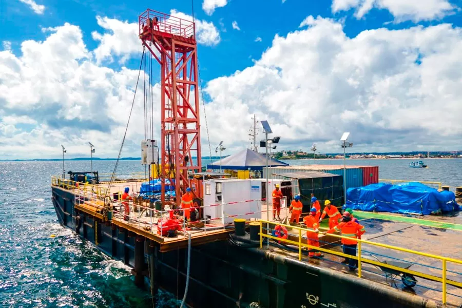 Ponte Salvador-Itaparica começa sondagem em águas profundas com uso de balsa e equipamentos de alta tecnologia