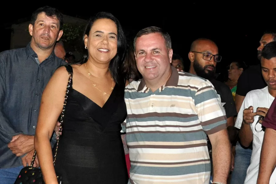 Prefeitura inaugura praça e faz homenagem ao ex-vereador Ademir Fagundes,  em Lajedão 