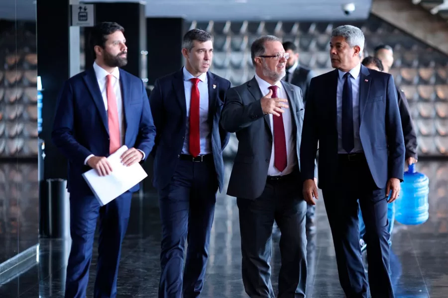 Em Brasília, governador participa de debate sobre segurança pública com o Consórcio Nordeste