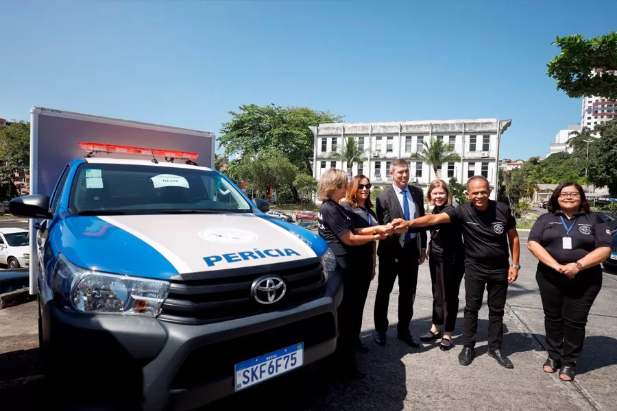Novas viaturas e equipamentos de análise reforçam o trabalho do Departamento de Polícia Técnica da Bahia