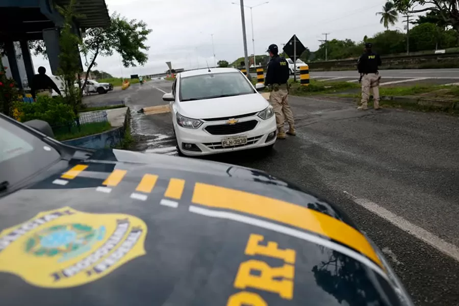 Polícia Rodoviária Federal não poderá obstruir eleitores