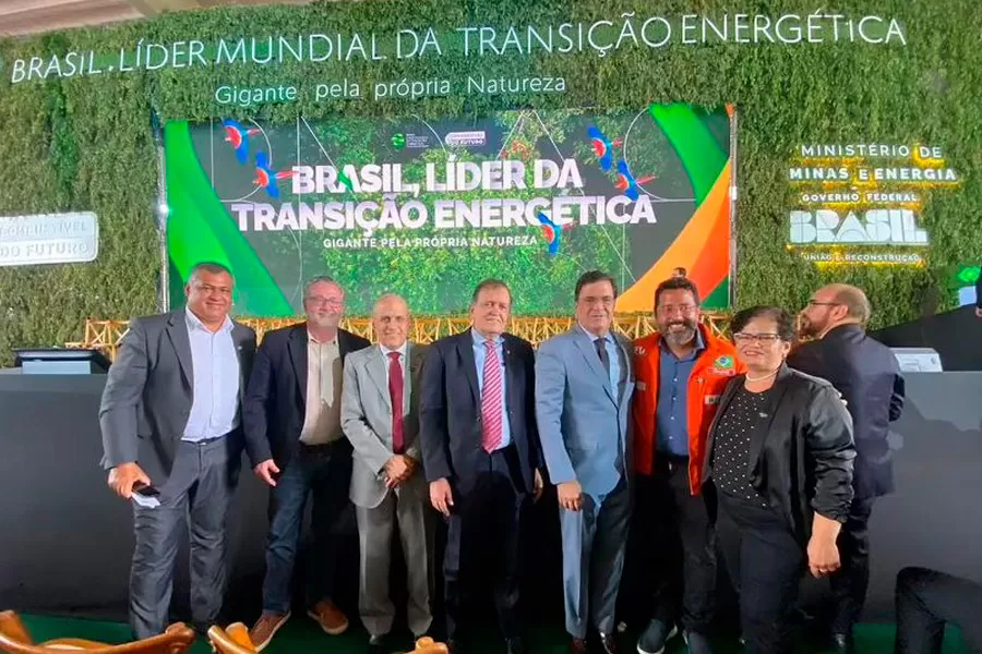 Lei do Combustível do Futuro amplia cotas mínimas de biocombustíveis em gasolina e diesel