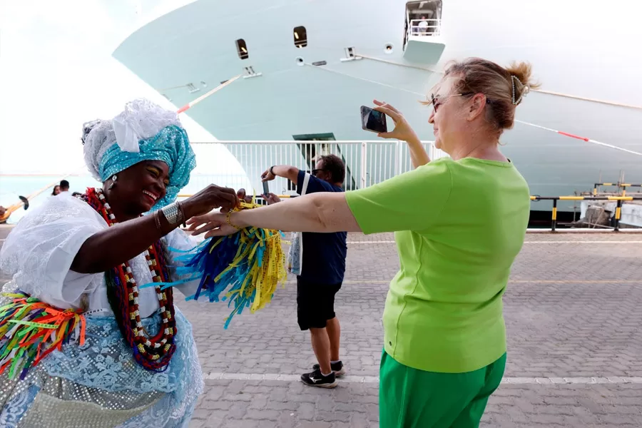 Nova temporada de cruzeiros é aberta em Salvador com rotas para Morro de São Paulo, Itacaré, Trancoso e Abrolhos Nova temporada de cruzeiros é aberta em Salvador com rotas para Morro de São Paulo, Itacaré, Trancoso e Abrolhos