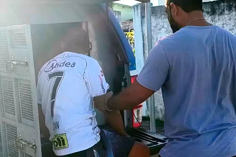 Investigado por estuprar criança é preso após descumprir medida protetiva; homem morava na mesma casa da vítima