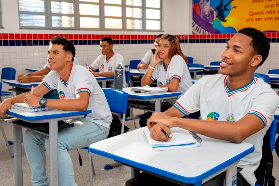 Bahia inicia 2025 com novos projetos para a Educação Profissional e segue com modernização da rede de ensino estadual
